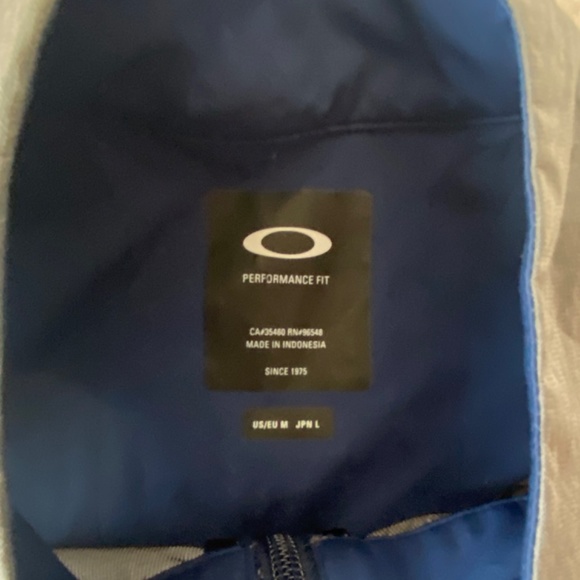 Oakley Mens Targetline Waterproof Shell Jacket Golf Zip Gray Blue Medium - Picture 6 of 6